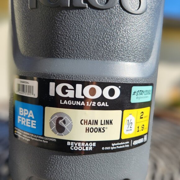 NEW Igloo Half Gallon Tumbler Jug Cooler Beverage Container Thermos 1/2 Gallon S - Picture 3 of 12